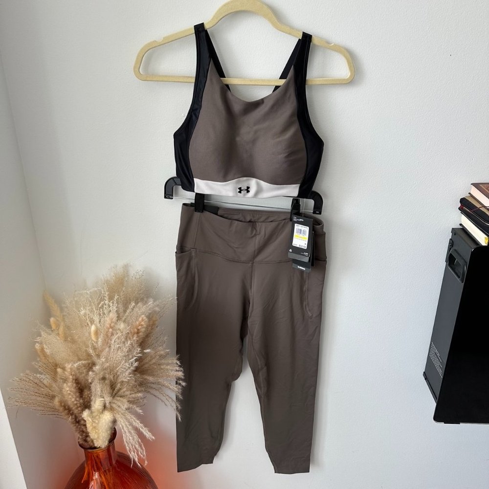 Under Armour NWT Gym SET in Grey/Clay Sports Bra and Training Pants Women Medium